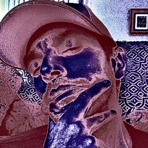 Meet your Posher, Raul